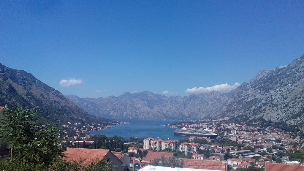 Apartments Marko Maros Kotor Exterior photo